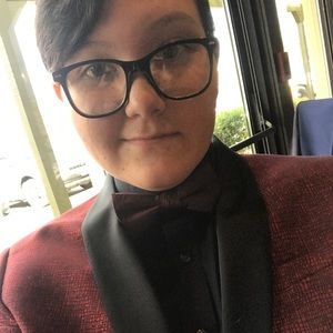 Meet your Posher, Sky